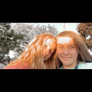 Meet your Posher, Skylar